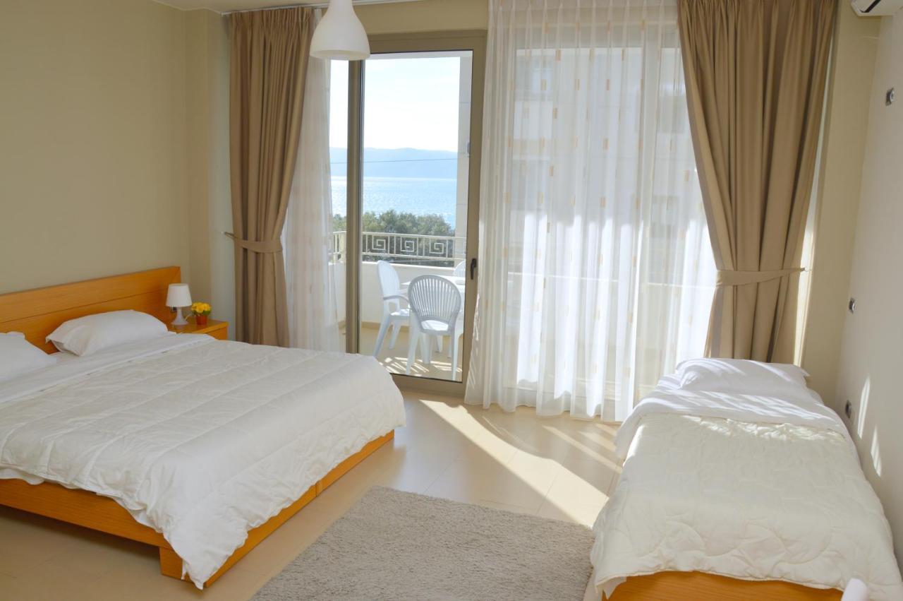 Pastarella Beachfront Resort Orikum Bagian luar foto