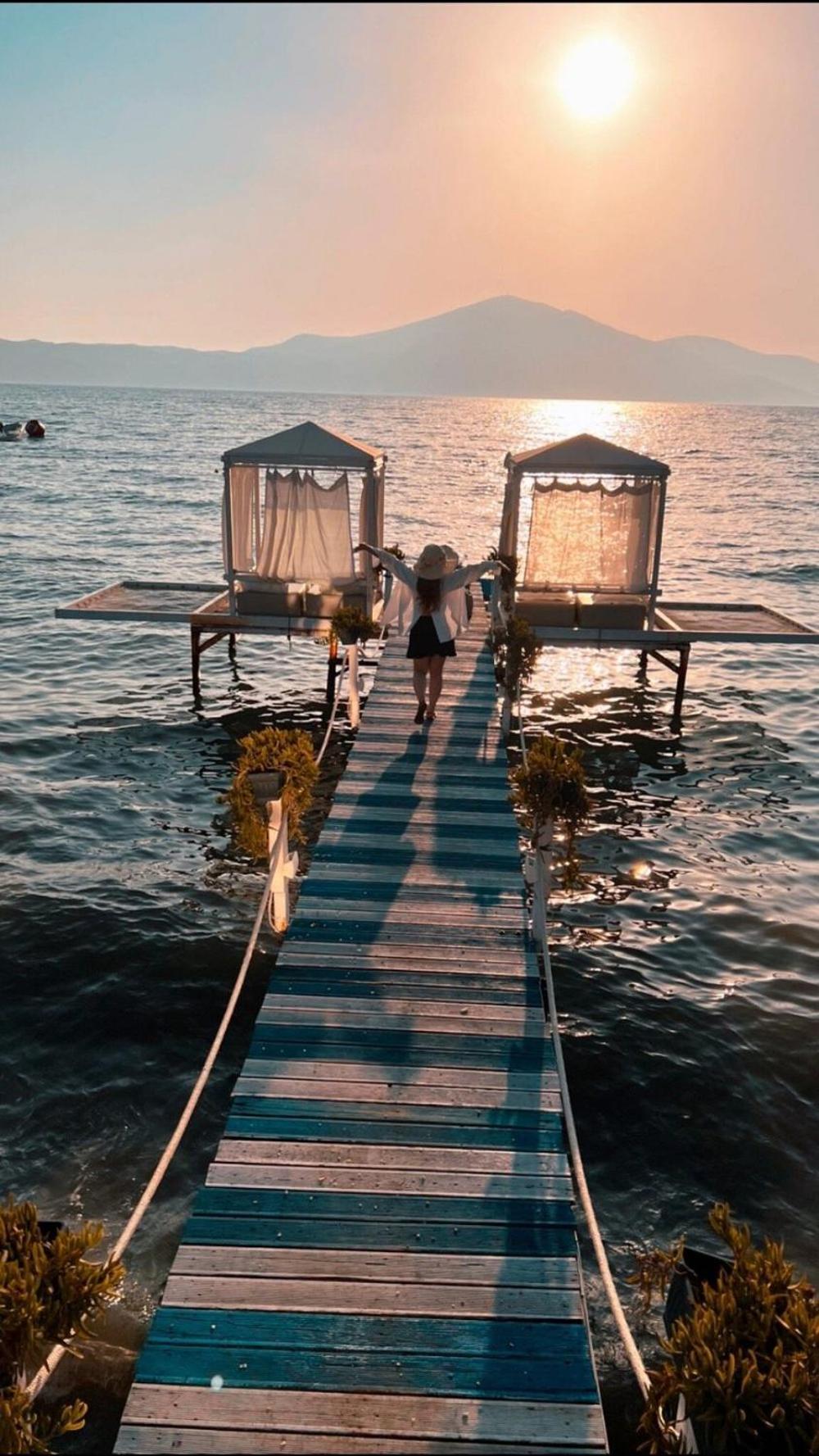 Pastarella Beachfront Resort Orikum Bagian luar foto